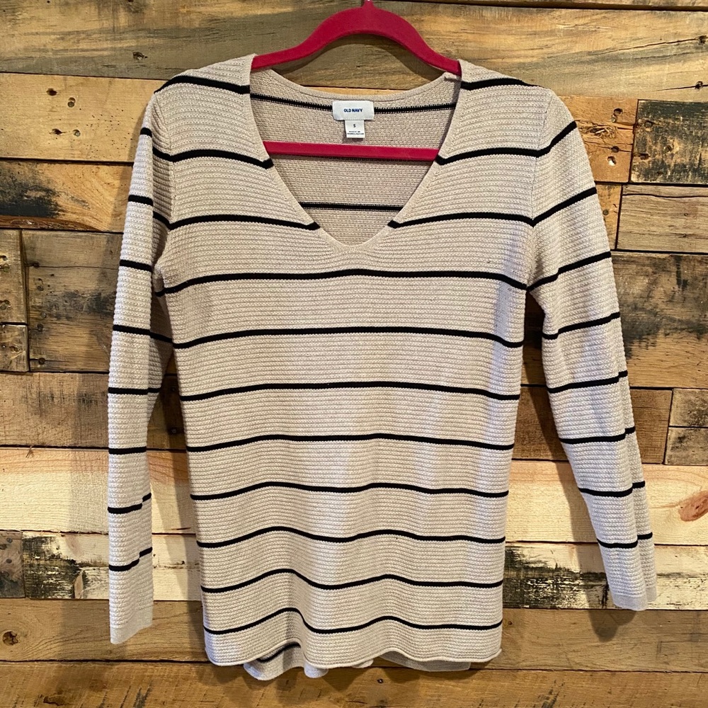 Old Navy V Neck Sweater